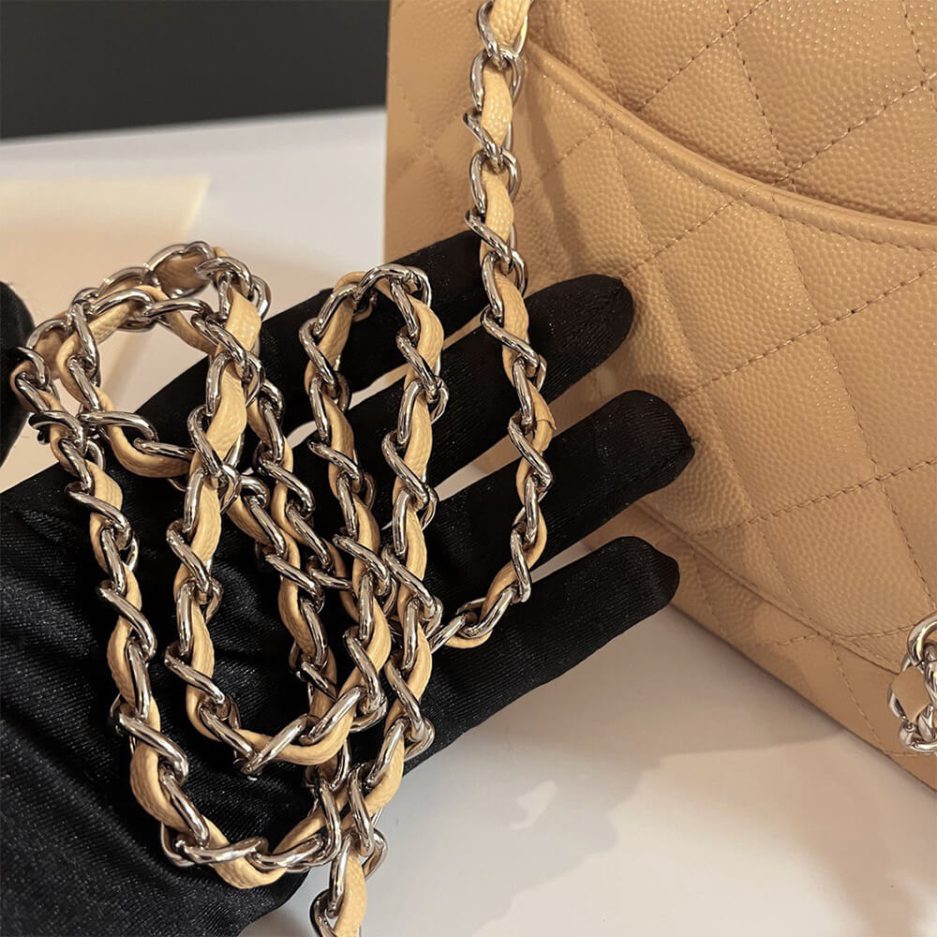 CHANEL MINI FLAP BAG