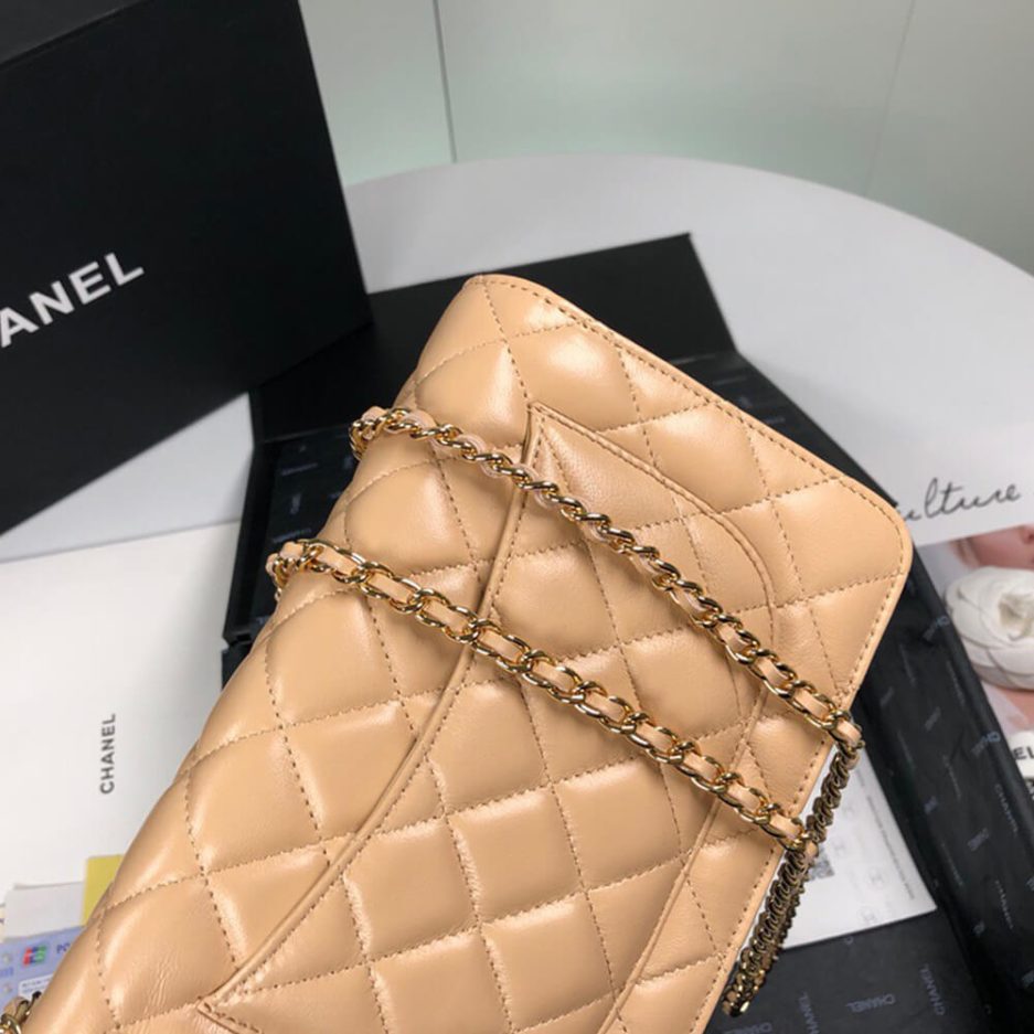 CHANEL WALLET ON CHAIN