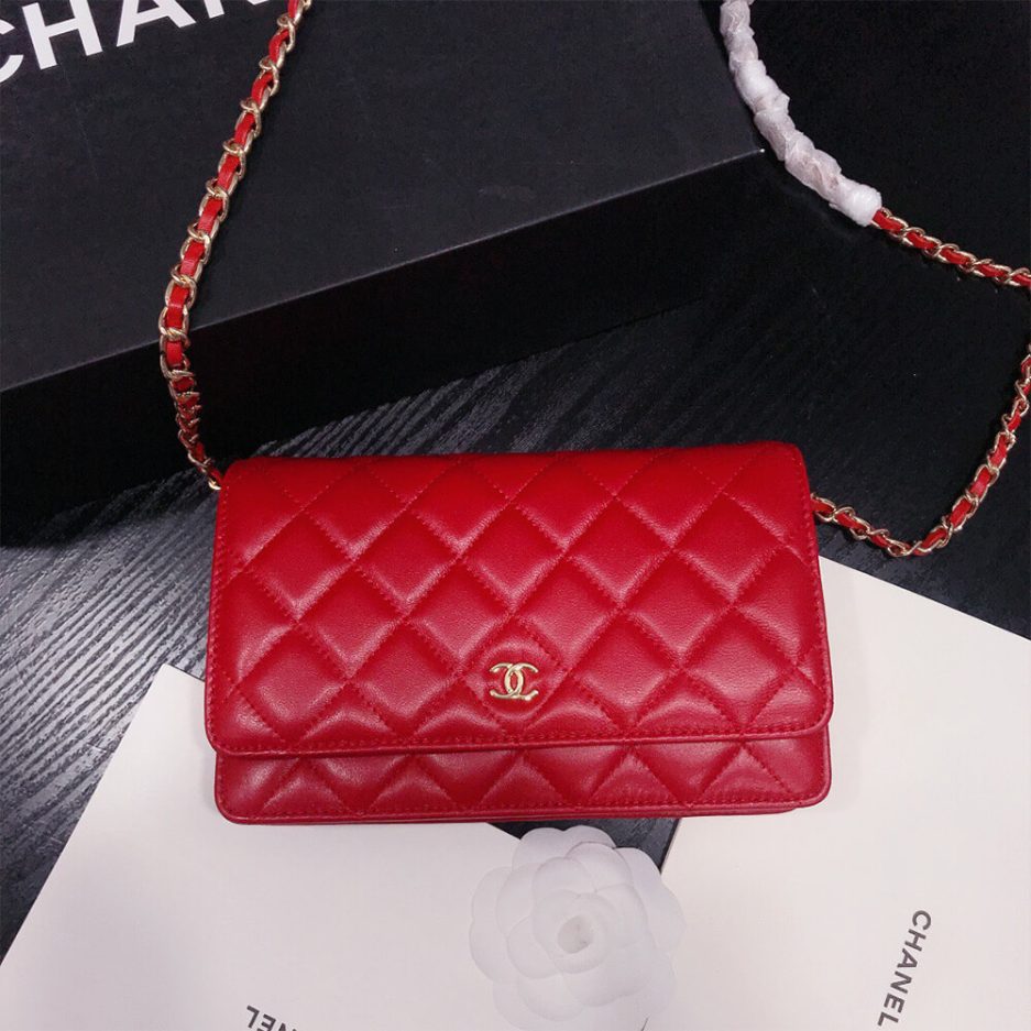 CHANEL WALLET ON CHAIN