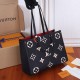 Louis Vuitton ONTHEGO MM