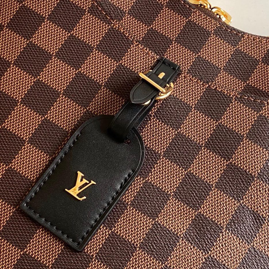 LOUIS VUITTON ODEON MM