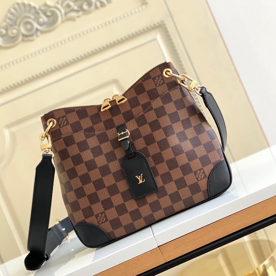 LOUIS VUITTON ODEON PM