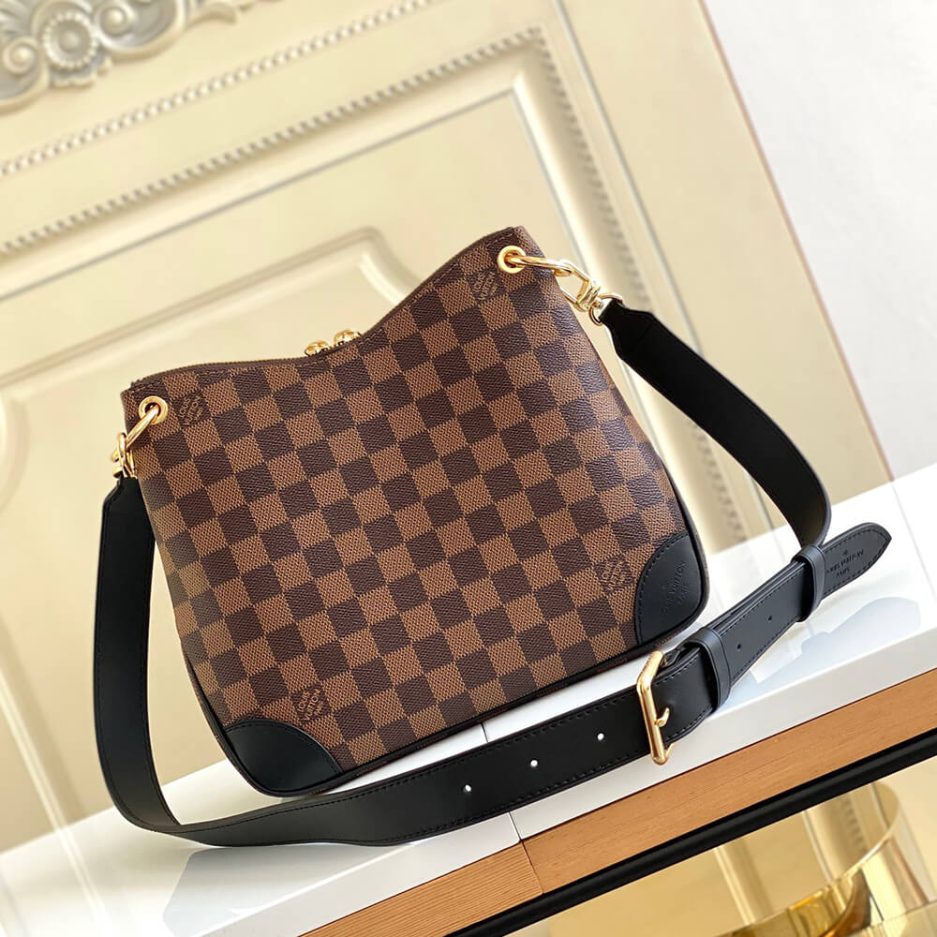 LOUIS VUITTON ODEON PM