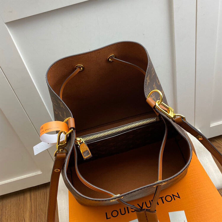 LOUIS VUITTON NEONOE MM HANDBAG